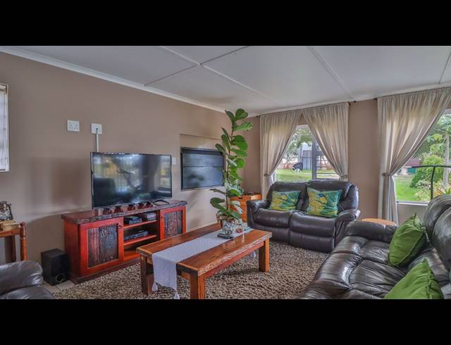 43HA FARM FOR SALE IN HARTEBEESFONTEIN